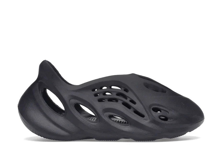 Adidas Yeezy Foam RNR Onyx - Dripflix